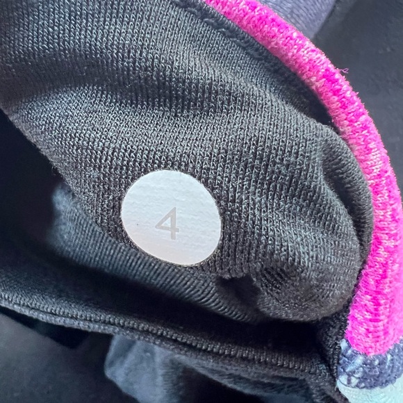 Lululemon Athletica Groove Yoga Pants size 4 - Picture 6 of 8